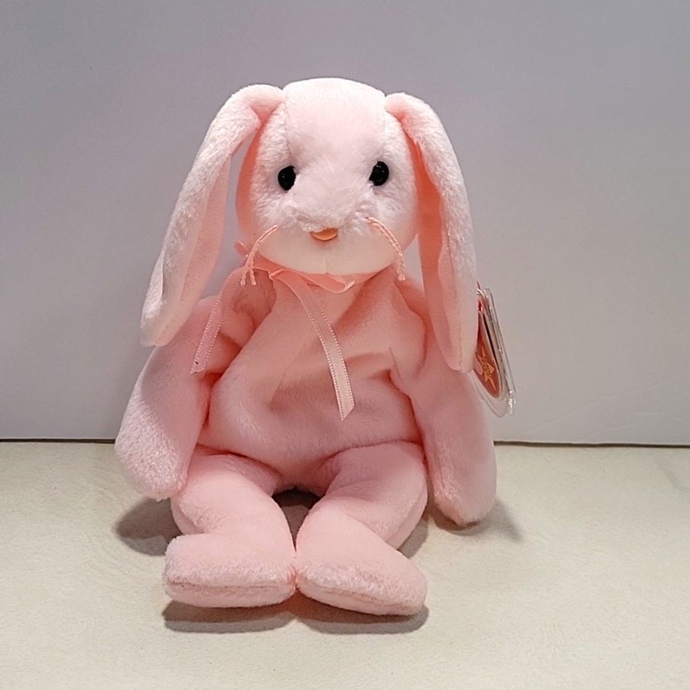Hoppity Pink 1996 Ty Beanie Baby w/ case NWT